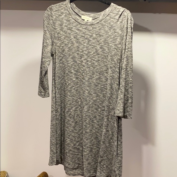 THREE QUARTER SALT N PEPPER DRESS - Picture 2 of 3